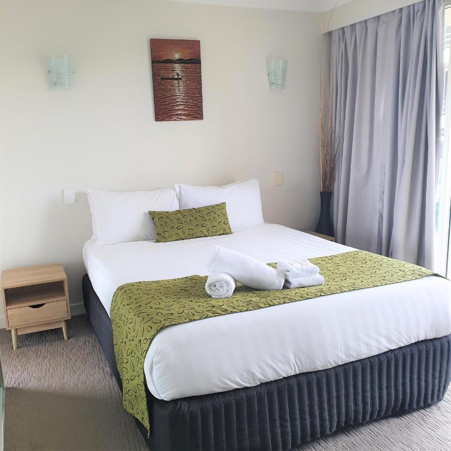 Pacific Surf Absolute Beachfront Apartments Gold Coast Dış mekan fotoğraf