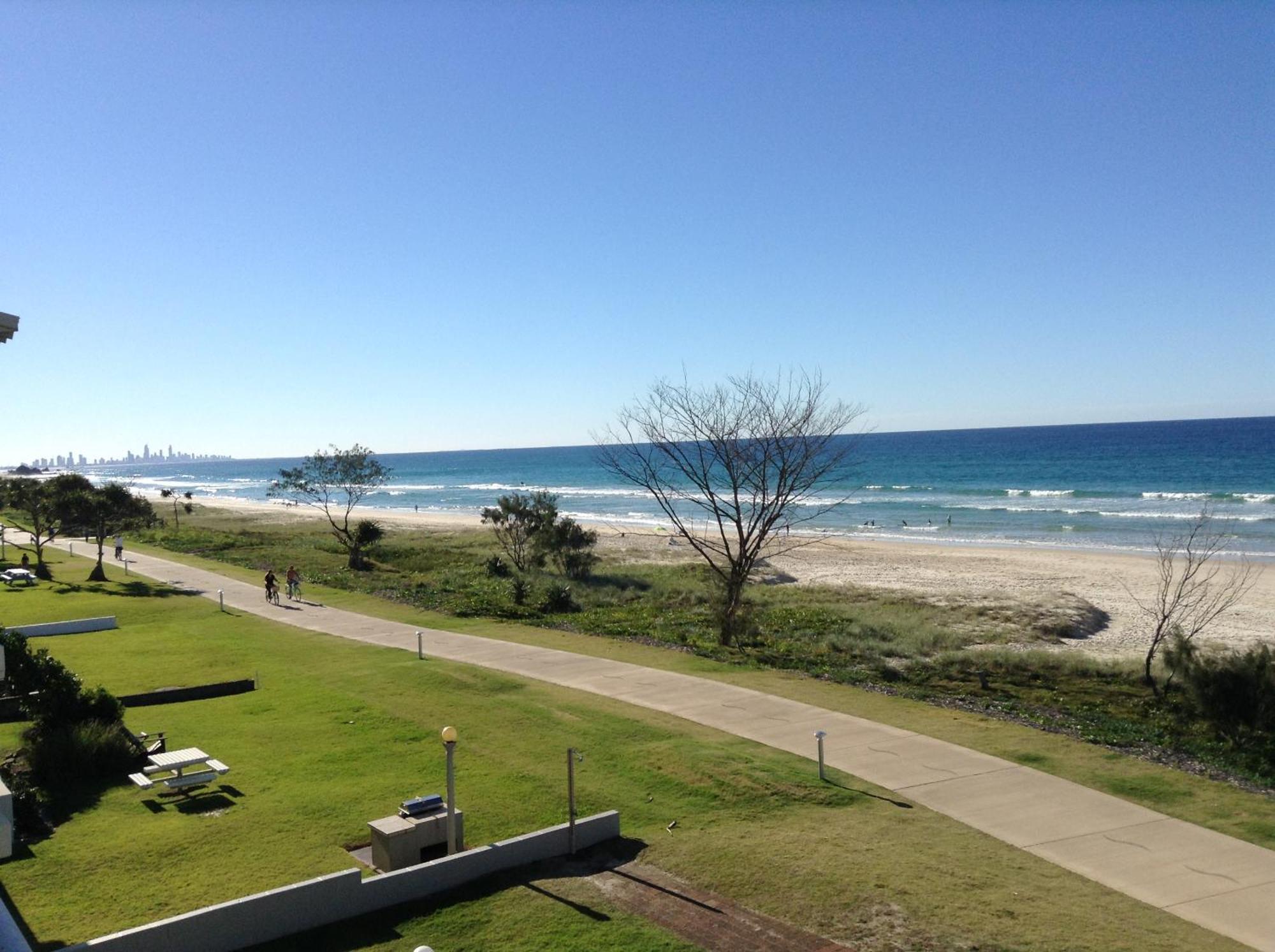 Pacific Surf Absolute Beachfront Apartments Gold Coast Dış mekan fotoğraf